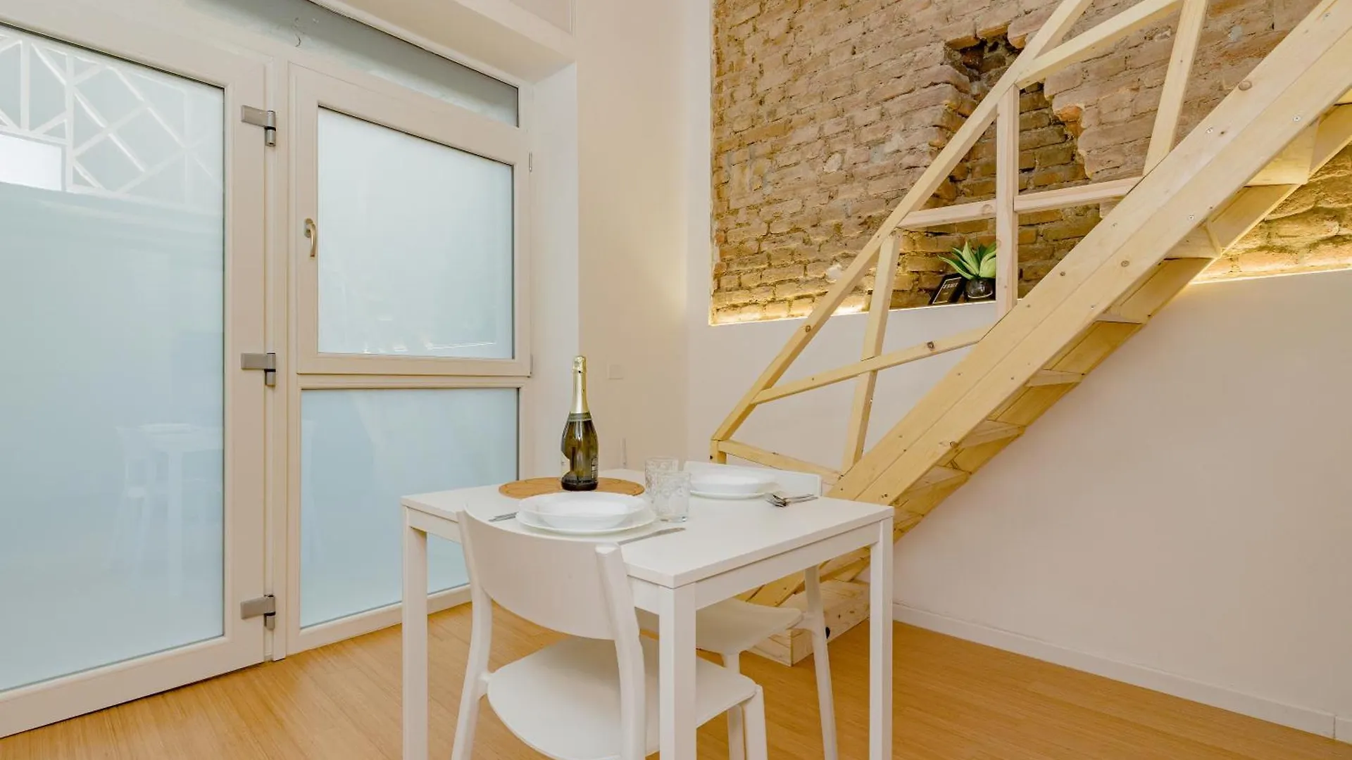 Apartment 1Cli19 -Duomo-Loreto- Central - Boho-Style Milan