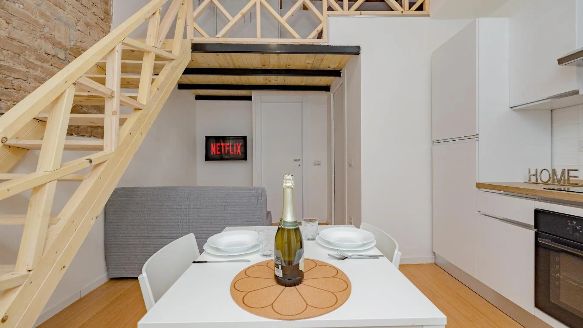 1Cli19 -Duomo-Loreto- Central - Boho-Style Milan